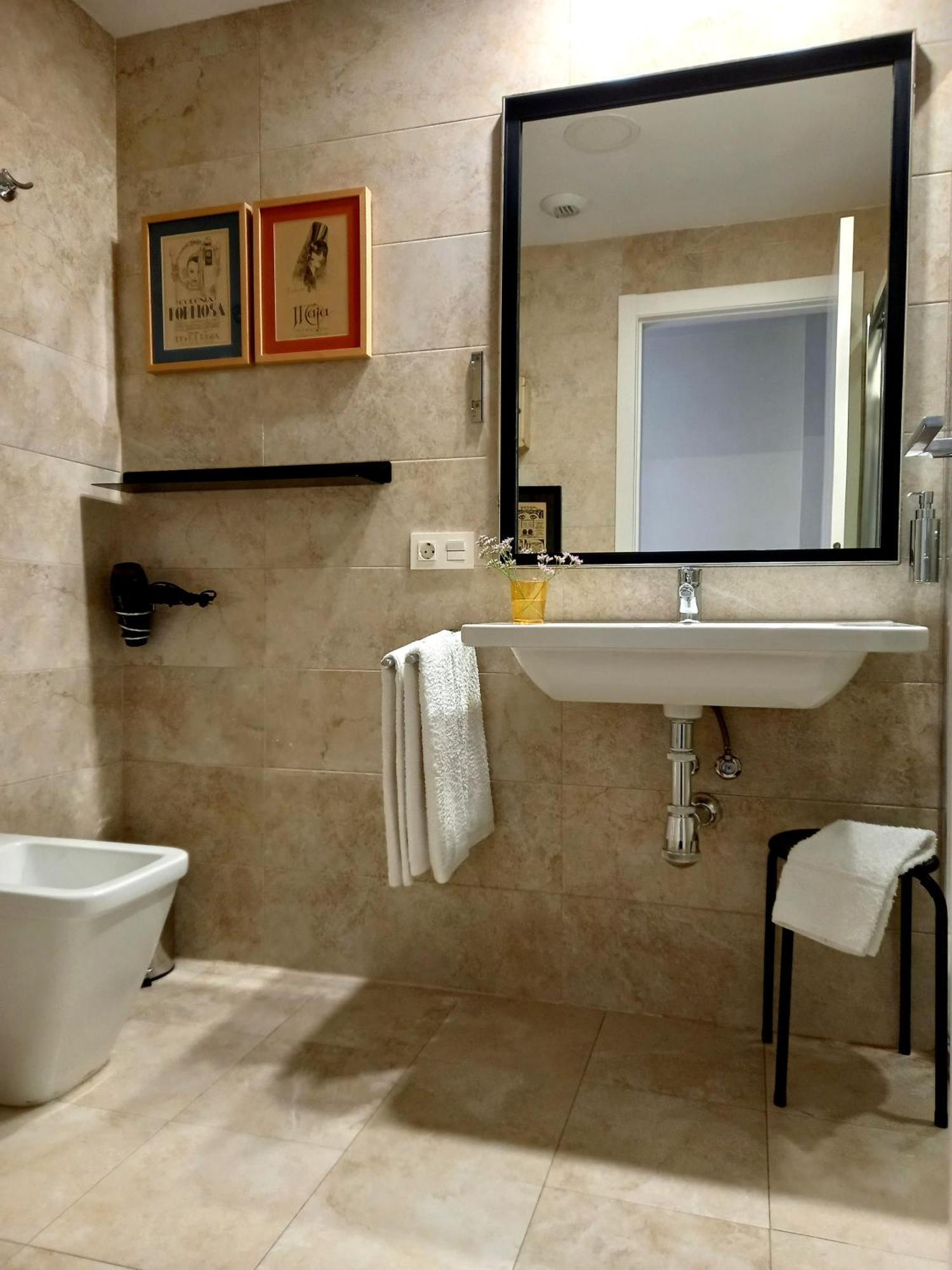Apartment Littore Tormes Con Parking, Aa Y Piscina
