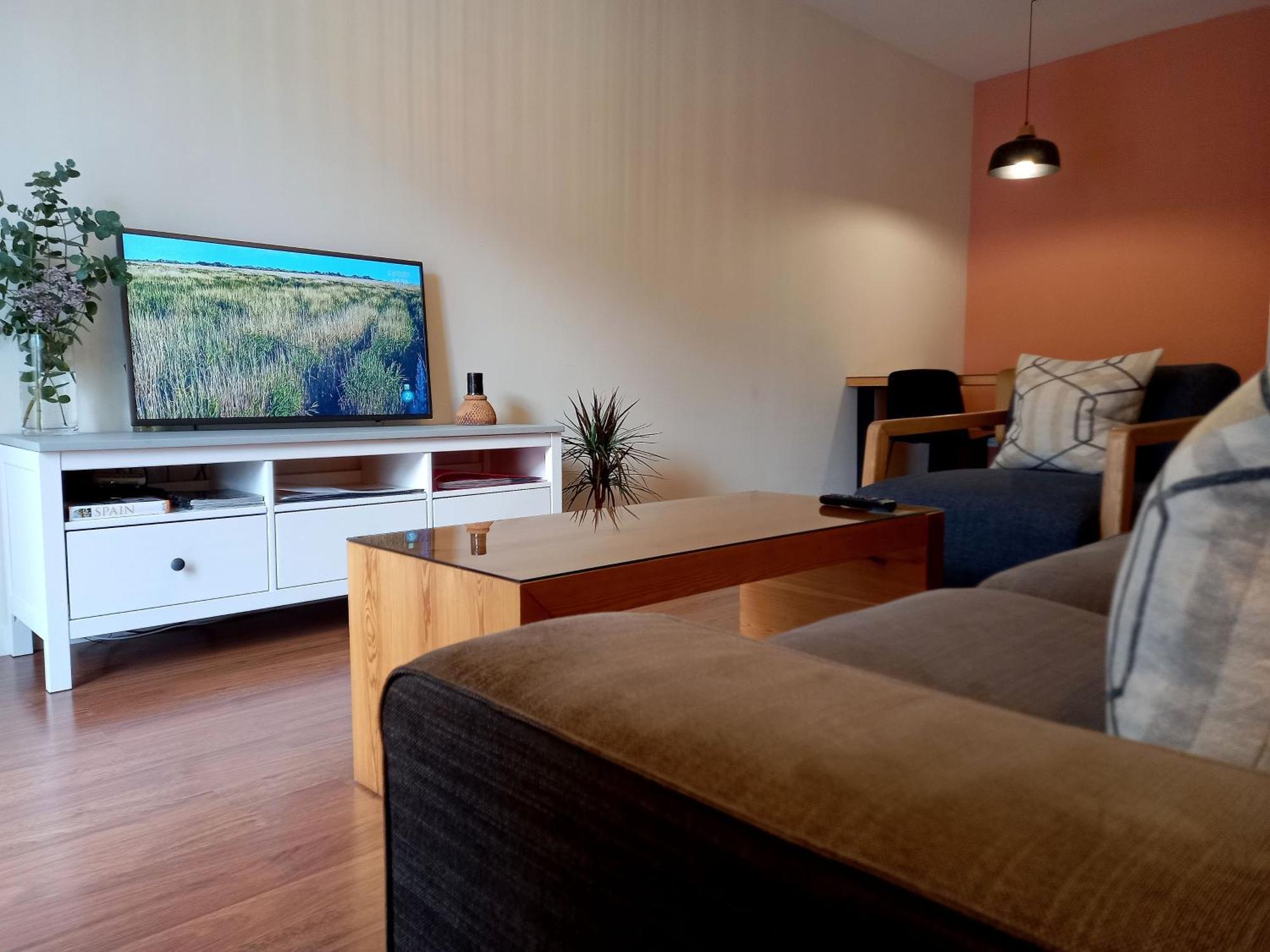 Littore Tormes Con Parking, Aa Y Piscina Apartment *