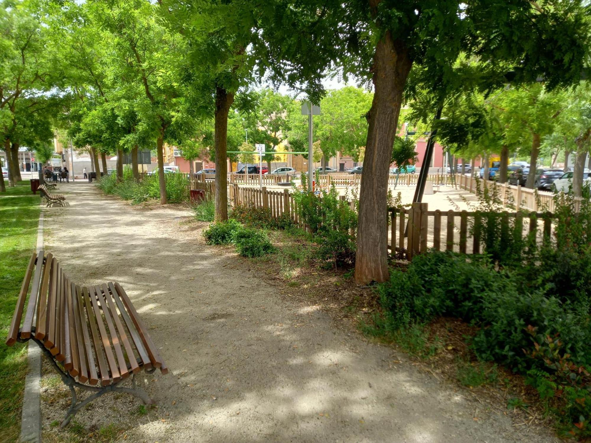 Littore Tormes Con Parking, Aa Y Piscina